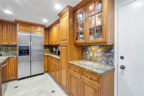 Condo in Boca Raton, Florida, 2 bedrooms  № 1920417 - photo 9