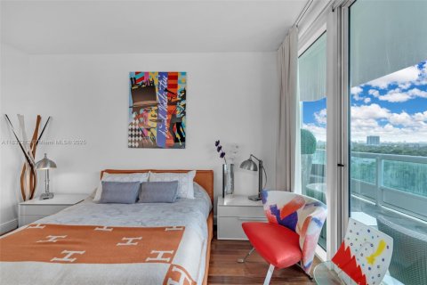 Condo in Miami, Florida, 2 bedrooms  № 1821872 - photo 24