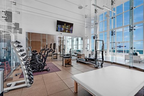 Condo in Miami, Florida, 2 bedrooms  № 1821872 - photo 8