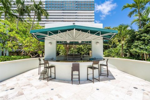 Condo in Miami, Florida, 2 bedrooms  № 1821872 - photo 12