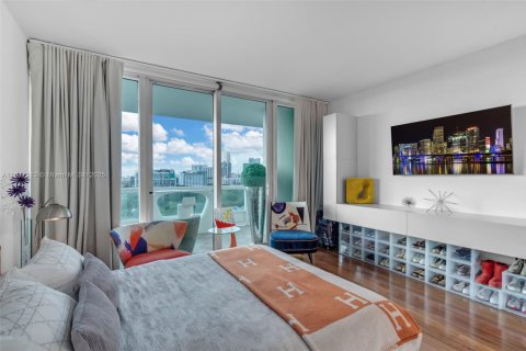 Condo in Miami, Florida, 2 bedrooms  № 1821872 - photo 26