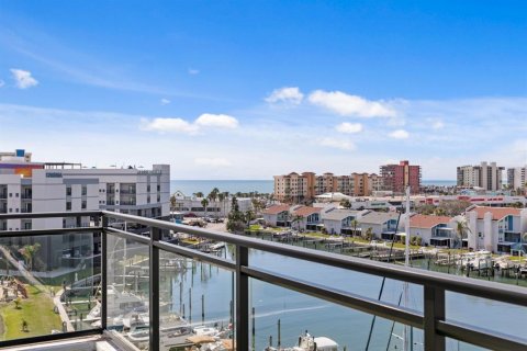 Condo in Madeira Beach, Florida, 3 bedrooms  № 1088449 - photo 5