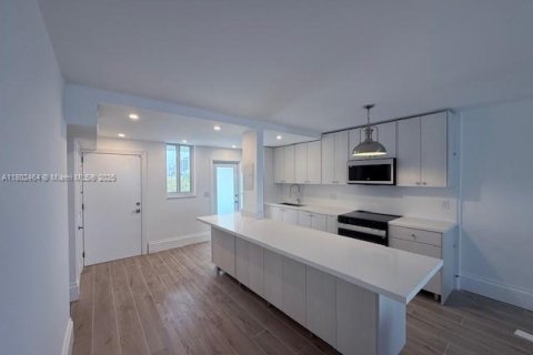 Снять в аренду кондоминиум в Авентура, Флорида 1 спальня, 71.35м2, № 1958029 - фото 5