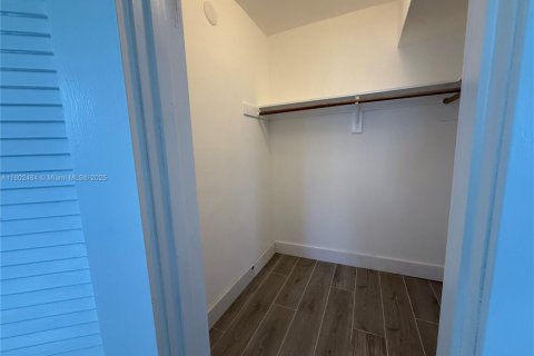 Снять в аренду кондоминиум в Авентура, Флорида 1 спальня, 71.35м2, № 1958029 - фото 12