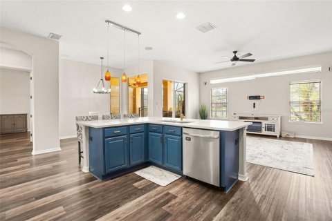 Casa en venta en Sanford, Florida, 5 dormitorios, 293.85 m2 № 2158025 - foto 10
