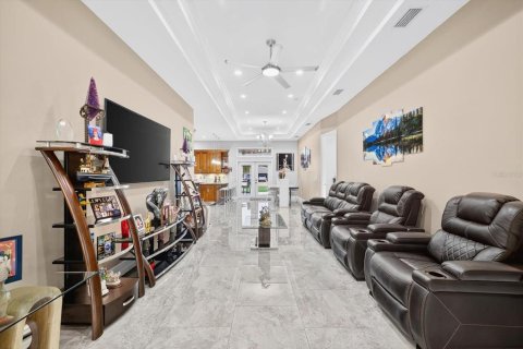 Casa en venta en Tampa, Florida, 3 dormitorios, 190.26 m2 № 2233055 - foto 10