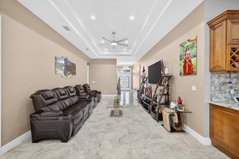 Casa en venta en Tampa, Florida, 3 dormitorios, 190.26 m2 № 2233055 - foto 14