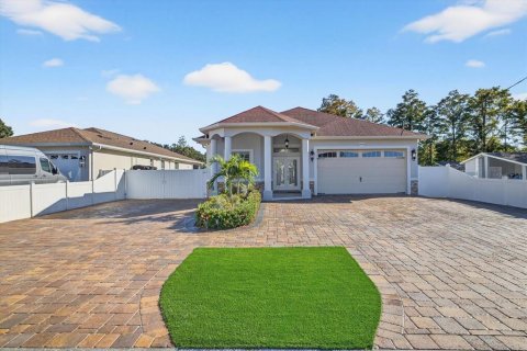 Casa en venta en Tampa, Florida, 3 dormitorios, 190.26 m2 № 2233055 - foto 2
