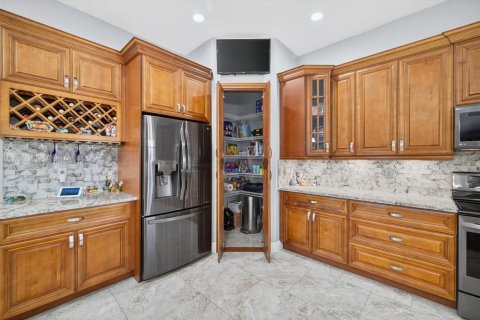 Casa en venta en Tampa, Florida, 3 dormitorios, 190.26 m2 № 2233055 - foto 19