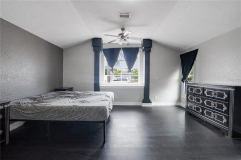 Casa en venta en New Port Richey, Florida, 4 dormitorios, 221.94 m2 № 1364670 - foto 10