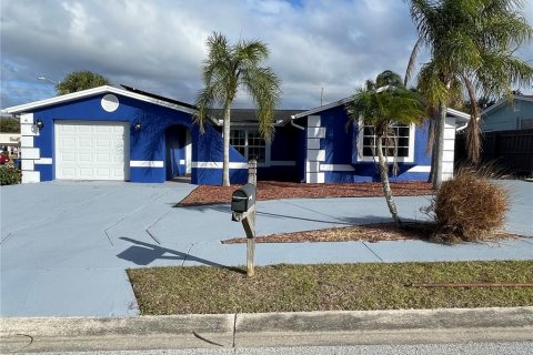 Casa en venta en New Port Richey, Florida, 4 dormitorios, 221.94 m2 № 1364670 - foto 26