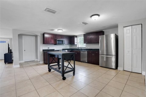 Casa en venta en New Port Richey, Florida, 4 dormitorios, 221.94 m2 № 1364670 - foto 7