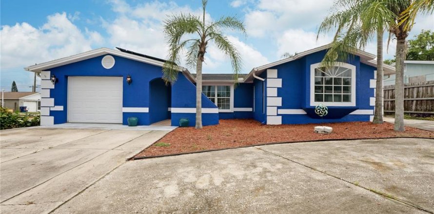 Casa en New Port Richey, Florida 4 dormitorios, 221.94 m2 № 1364670