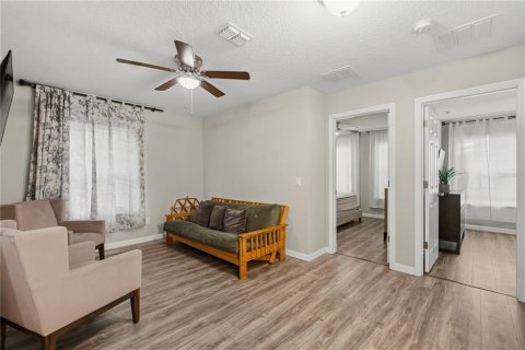 Villa ou maison à vendre à Davenport, Floride: 4 chambres, 224.82 m2 № 2149410 - photo 21