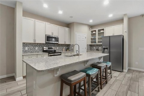 Villa ou maison à vendre à Davenport, Floride: 4 chambres, 224.82 m2 № 2149410 - photo 12