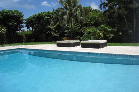 House in Pinecrest, Florida 4 bedrooms № 1699221 - photo 4
