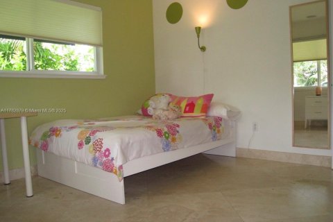 House in Pinecrest, Florida 4 bedrooms № 1699221 - photo 15