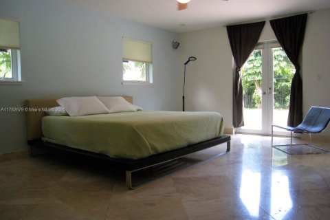 House in Pinecrest, Florida 4 bedrooms № 1699221 - photo 7