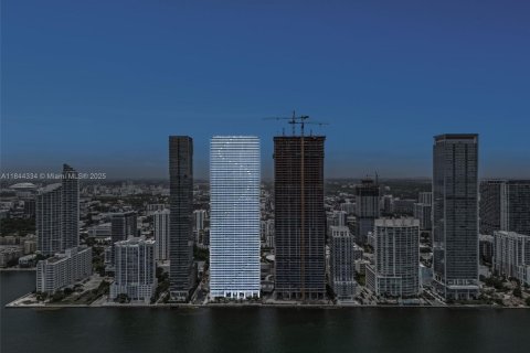 Condo in Miami, Florida, 2 bedrooms  № 1839599 - photo 3