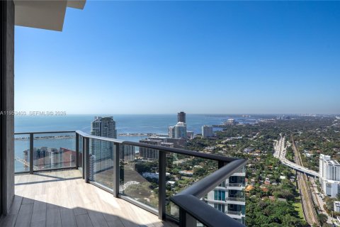 Condominio en venta en Miami, Florida, 4 dormitorios, 186.73 m2 № 2008941 - foto 20