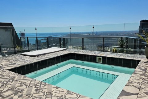 Condominio en venta en Miami, Florida, 4 dormitorios, 186.73 m2 № 2008941 - foto 9