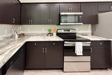 Купить виллу или дом в Даннеллон, Флорида 8 комнат, 164.07м2, № 1825311 - фото 20