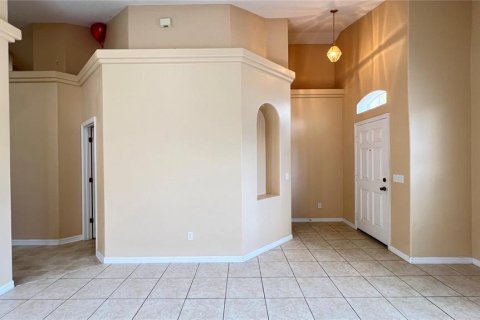 House in Clermont, Florida 4 bedrooms, 180.42 sq.m. № 2207896 - photo 9