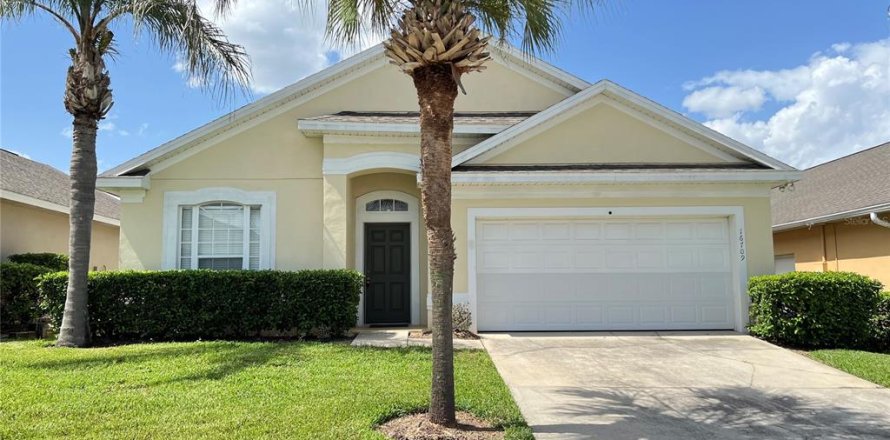 House in Clermont, Florida 4 bedrooms, 180.42 sq.m. № 2207896