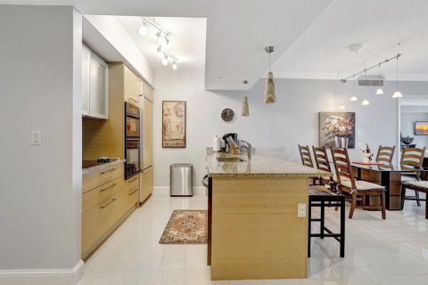 Copropriété à louer à Hallandale Beach, Floride: 3 chambres, 161 m2 № 2386831 - photo 9