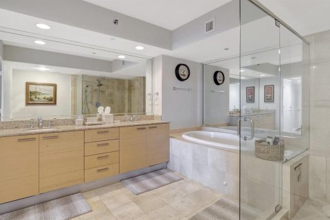 Copropriété à louer à Hallandale Beach, Floride: 3 chambres, 161 m2 № 2386831 - photo 15