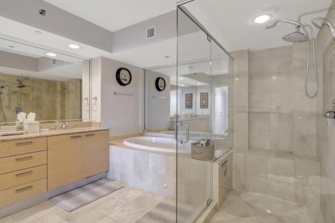 Copropriété à louer à Hallandale Beach, Floride: 3 chambres, 161 m2 № 2386831 - photo 14