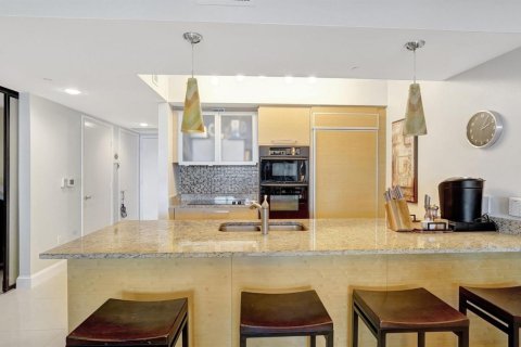 Copropriété à louer à Hallandale Beach, Floride: 3 chambres, 161 m2 № 2386831 - photo 7