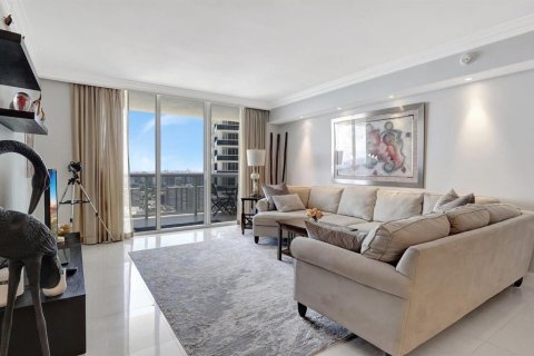 Copropriété à louer à Hallandale Beach, Floride: 3 chambres, 161 m2 № 2386831 - photo 3