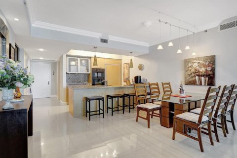 Copropriété à louer à Hallandale Beach, Floride: 3 chambres, 161 m2 № 2386831 - photo 10