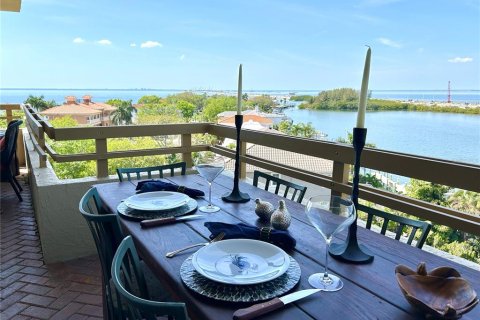 Copropriété à louer à Tampa, Floride: 2 chambres, 182.46 m2 № 1883089 - photo 5