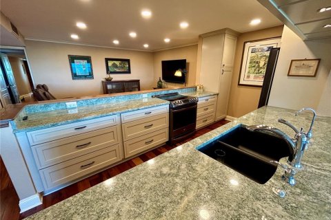 Снять в аренду кондоминиум в Тампа, Флорида 6 комнат, 182.46м2, № 1883089 - фото 29