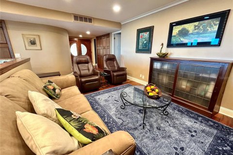 Condominio en alquiler en Tampa, Florida, 2 dormitorios, 182.46 m2 № 1883089 - foto 22