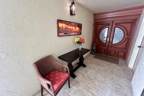 Copropriété à louer à Tampa, Floride: 2 chambres, 182.46 m2 № 1883089 - photo 3