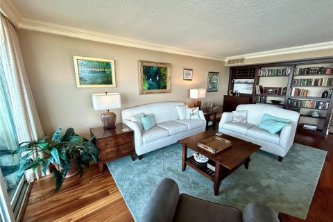 Снять в аренду кондоминиум в Тампа, Флорида 6 комнат, 182.46м2, № 1883089 - фото 10