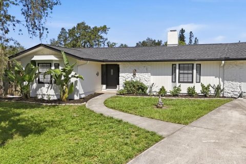 Villa ou maison à vendre à Sarasota, Floride: 3 chambres, 196.95 m2 № 2222896 - photo 11