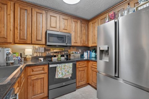 Copropriété à vendre à Welaka, Floride: 2 chambres, 108.51 m2 № 2142463 - photo 13