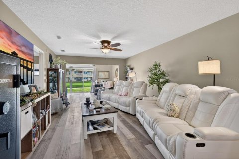 Copropriété à vendre à Welaka, Floride: 2 chambres, 108.51 m2 № 2142463 - photo 8