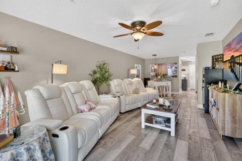 Copropriété à vendre à Welaka, Floride: 2 chambres, 108.51 m2 № 2142463 - photo 10