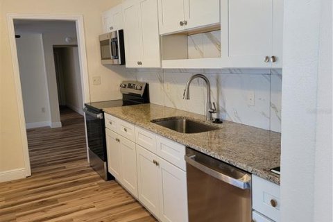 Купить коммерческую недвижимость в Лейкленд, Флорида 6 спален, 234.95м2, № 2208179 - фото 5