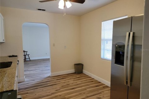 Купить коммерческую недвижимость в Лейкленд, Флорида 6 спален, 234.95м2, № 2208179 - фото 7