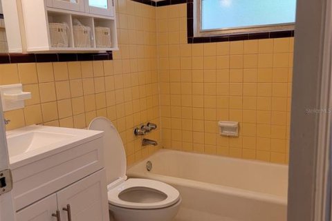 Купить коммерческую недвижимость в Лейкленд, Флорида 6 спален, 234.95м2, № 2208179 - фото 13