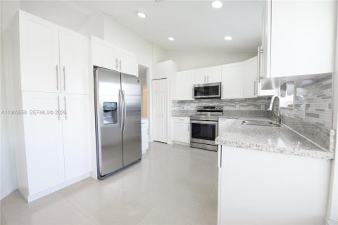 Casa en venta en Homestead, Florida, 3 dormitorios, 143.35 m2 № 2029875 - foto 9