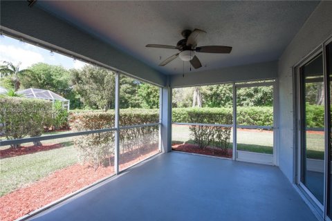 Casa en venta en Homestead, Florida, 3 dormitorios, 143.35 m2 № 2029875 - foto 19