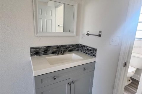 Apartamento en alquiler en Daytona Beach Shores, Florida, 41.81 m2 № 1901143 - foto 4