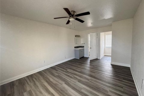 Apartamento en alquiler en Daytona Beach Shores, Florida, 41.81 m2 № 1901143 - foto 10